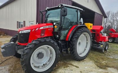 2020 Massey Ferguson 5711D Tractor