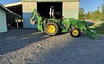 2016 4052R Tractor Thumbnail 1
