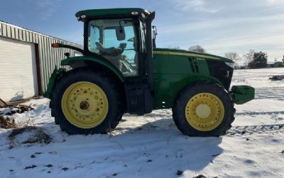 2012 John Deere 7215R Tractor