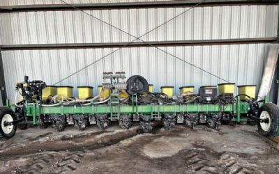 2020 John Deere DR12 Planter
