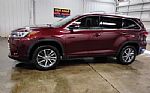 2017 Highlander Thumbnail 5