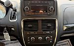 2016 Grand Caravan Thumbnail 27