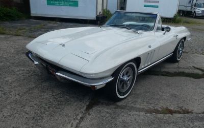 Photo of a 1965 Chevrolet Corvette Both Tops Convertible for sale