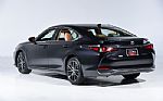 2024 ES 300h Thumbnail 4