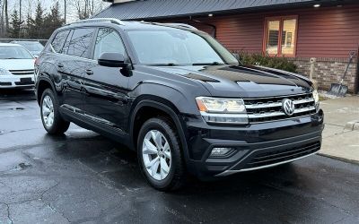 Photo of a 2018 Volkswagen Atlas V6 SE 4motion SUV for sale