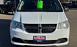 2015 Grand Caravan Thumbnail 3