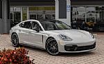 2022 Panamera Thumbnail 2