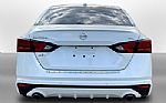 2021 Altima Thumbnail 4