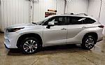 2021 Highlander Thumbnail 5