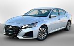 2023 Altima Thumbnail 13