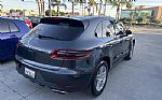 2018 Macan Thumbnail 4