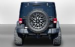 2016 Wrangler Thumbnail 4