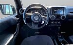 2016 Wrangler Thumbnail 5