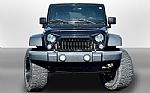 2016 Wrangler Thumbnail 3