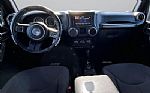 2016 Wrangler Thumbnail 14