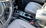 2016 Wrangler Thumbnail 15