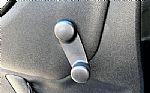 2016 Wrangler Thumbnail 33