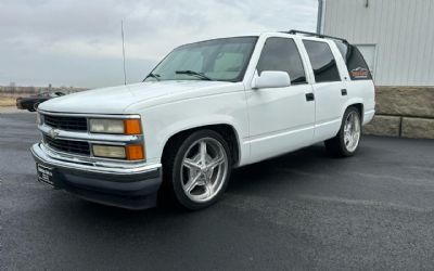 1999 Chevrolet Tahoe 4-DOOR 2WD