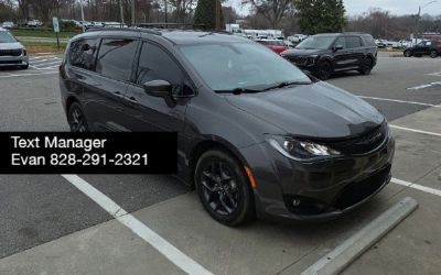 Photo of a 2020 Chrysler Pacifica Touring L Plus for sale