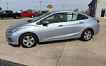 2017 Cruze Thumbnail 4