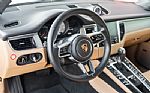 2017 Macan Thumbnail 12