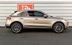 2017 Macan Thumbnail 39