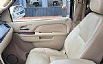 2010 Escalade Thumbnail 25