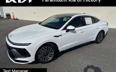Photo of a 2024 Hyundai Sonata Hybrid Limited for sale