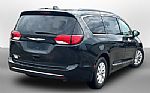 2017 Pacifica Thumbnail 10