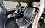 2017 Pacifica Thumbnail 17