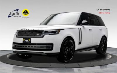 Photo of a 2024 Land Rover Range Rover SE HUD TOW Package 23 Wheels for sale