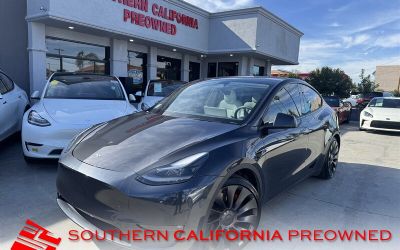 2024 Tesla Model Y Performance AWD Crossover
