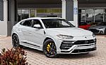 2022 Urus Thumbnail 3