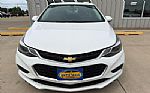 2017 Cruze Thumbnail 2