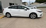 2017 Cruze Thumbnail 6