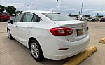 2017 Cruze Thumbnail 9