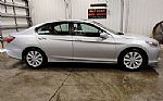 2015 ACCORD SEDAN Thumbnail 2