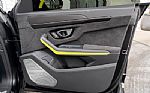 2021 Urus Thumbnail 37
