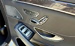 2017 S-Class Thumbnail 28