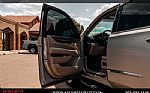 2016 Escalade Luxury Thumbnail 17