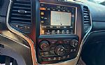 2017 Grand Cherokee Thumbnail 26