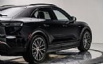 2025 Macan Electric Thumbnail 18