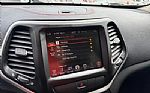 2014 Cherokee Thumbnail 25