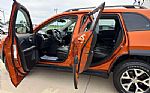 2014 Cherokee Thumbnail 34