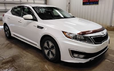 Photo of a 2013 Kia Optima Hybrid LX for sale