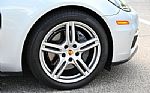 2017 Panamera 4S Thumbnail 16