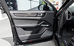 2022 Cayenne Thumbnail 10