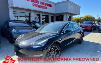 2019 Tesla Model 3 Standard Range Plus Sedan
