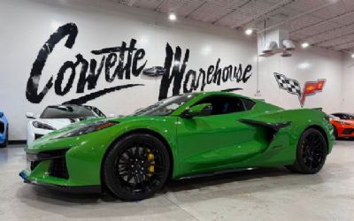 Photo of a 2026 Chevrolet Corvette Z06 J6E, Black Spiders, Armor, Belts, Tops, 1K! Coupe for sale