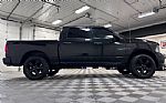 2016 1500 Crew Cab Thumbnail 17